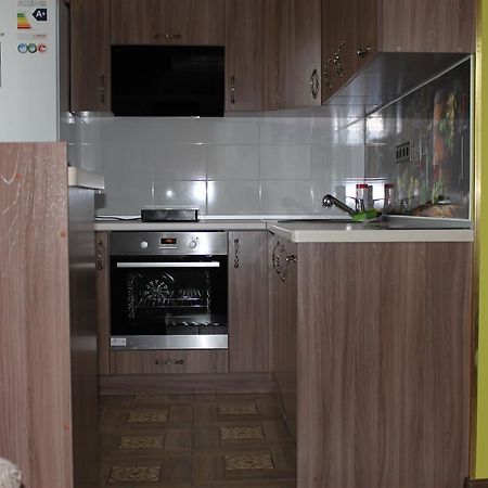 Apartment On 50 Let Oktyabrya Petropavlovsk Kamchatsky Ngoại thất bức ảnh